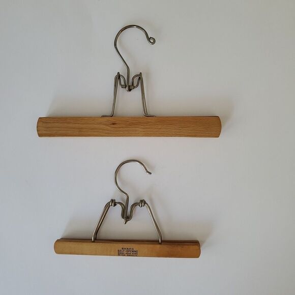 Snapo Vintage Set of 2 Self Openeing Swing Arm Down Wooden Hangers 9 IN 11 IN - Picture 6 of 7